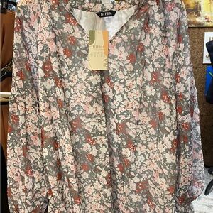 BTFBM Women's Floral Green and Rust Top, size L